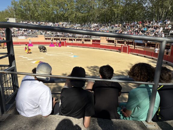 Feria de la Crau : des places offertes aux jeunes, le Pôle Jeunesse remercie la commune